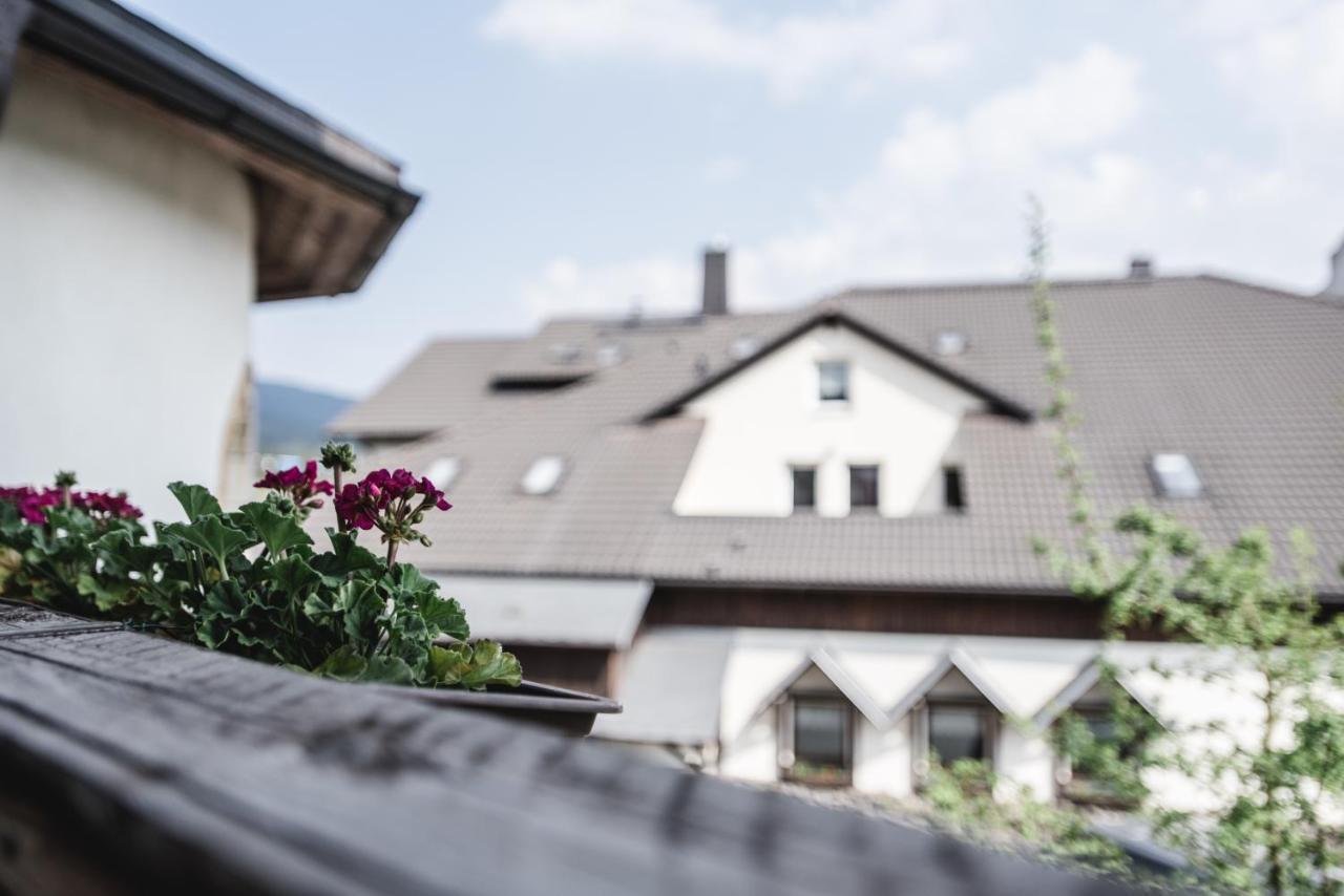 Toschis Station-Motel-Wirtshaus-An Der Autobahn-Bowling Zella-Mehlis Luaran gambar